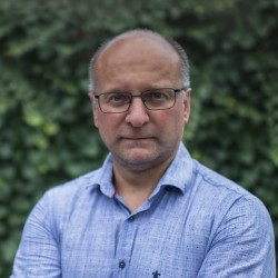 professor profile picture