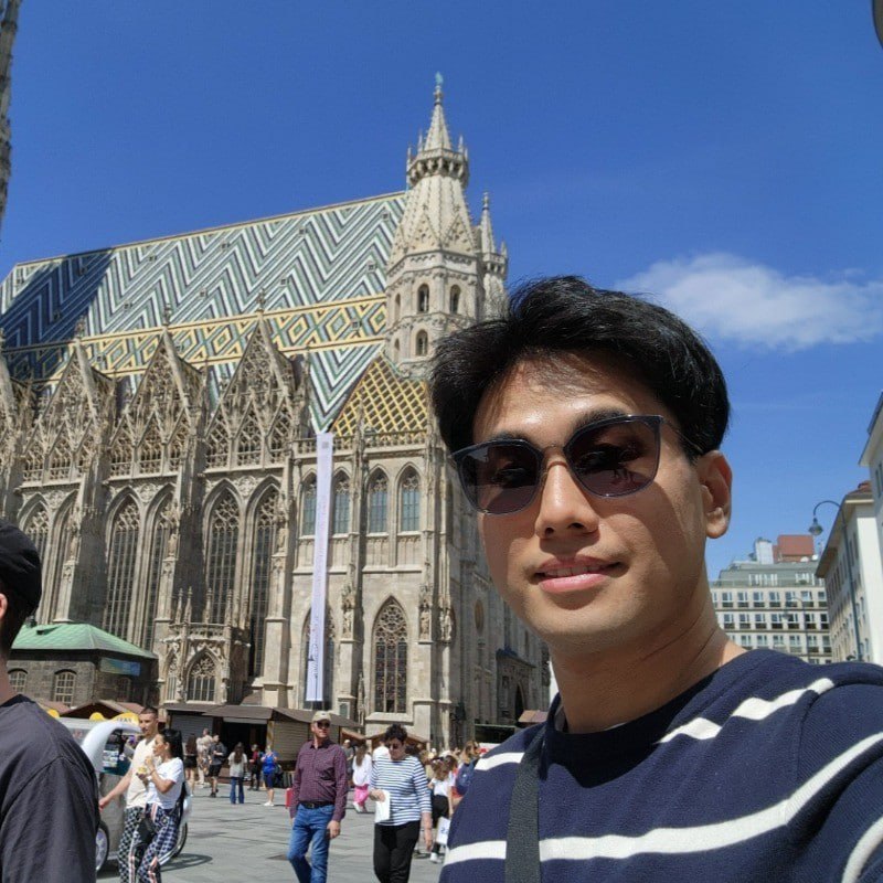 professor profile picture