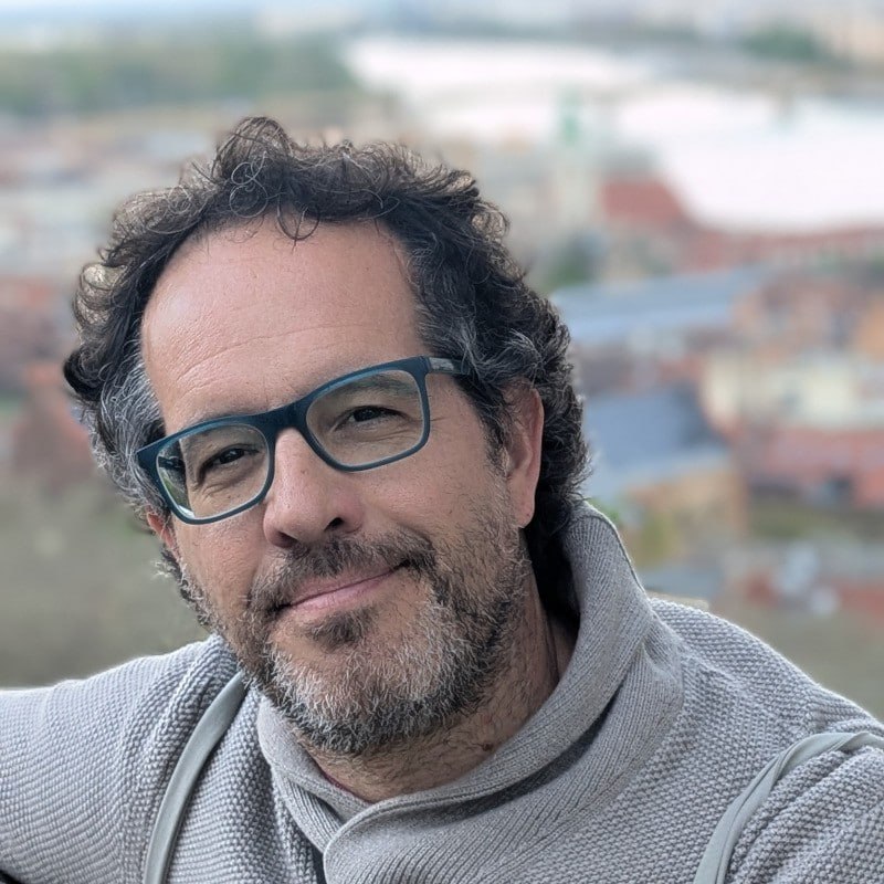 professor profile picture