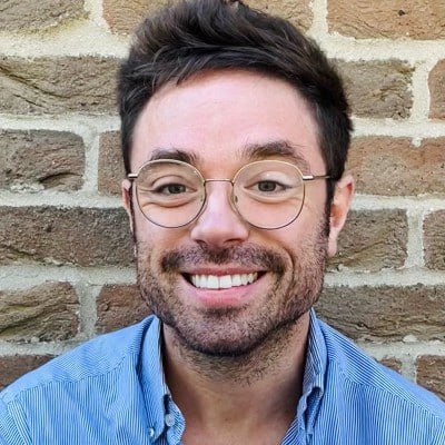 professor profile picture