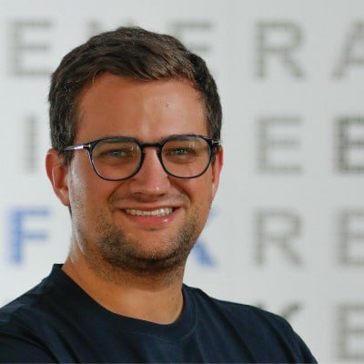 professor profile picture