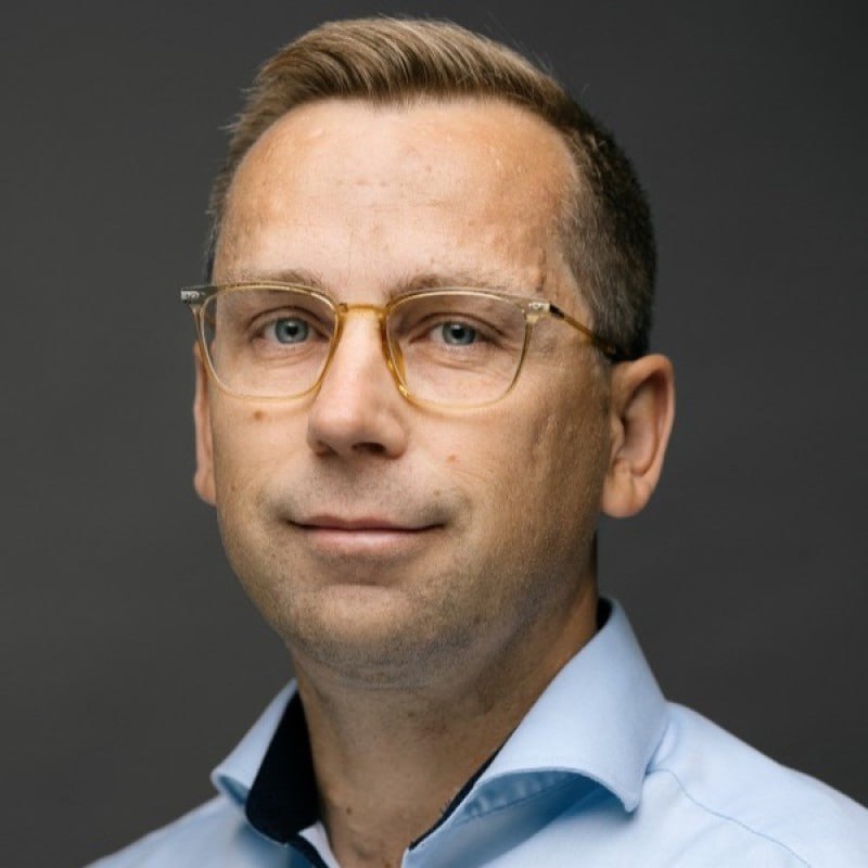 professor profile picture