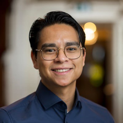 professor profile picture