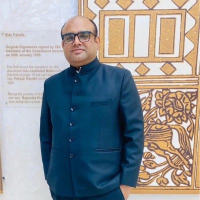 professor profile picture