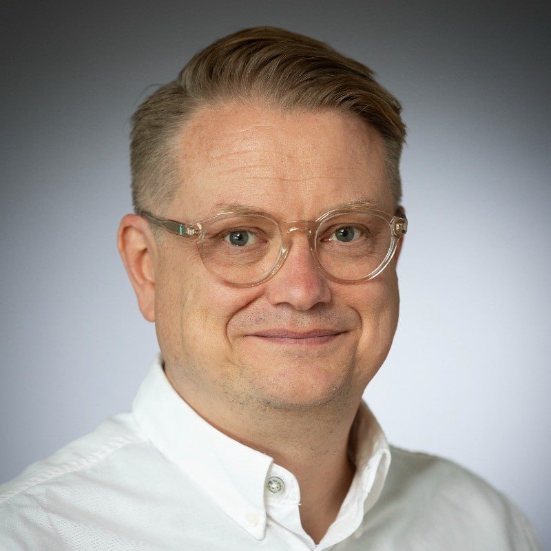 professor profile picture