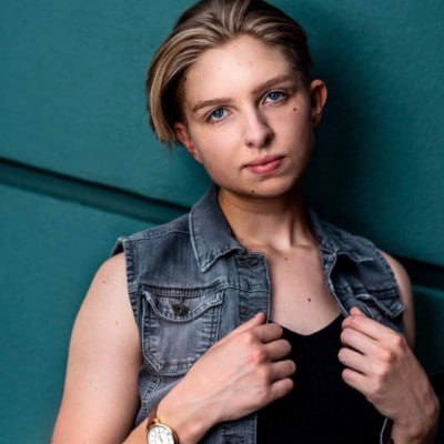 professor profile picture