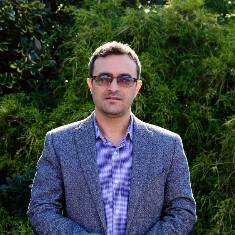 professor profile picture