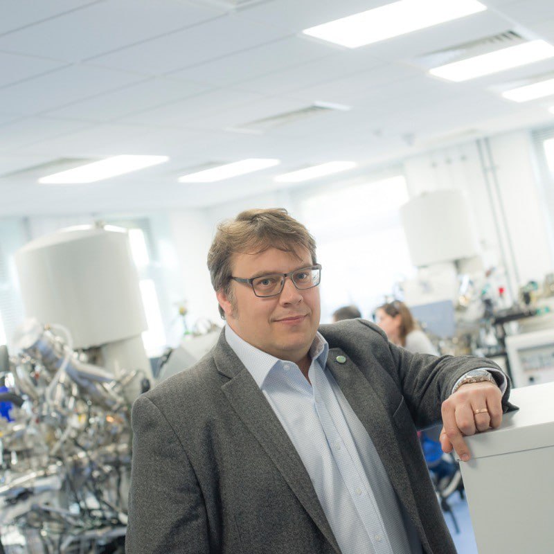 professor profile picture