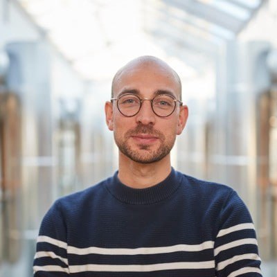professor profile picture