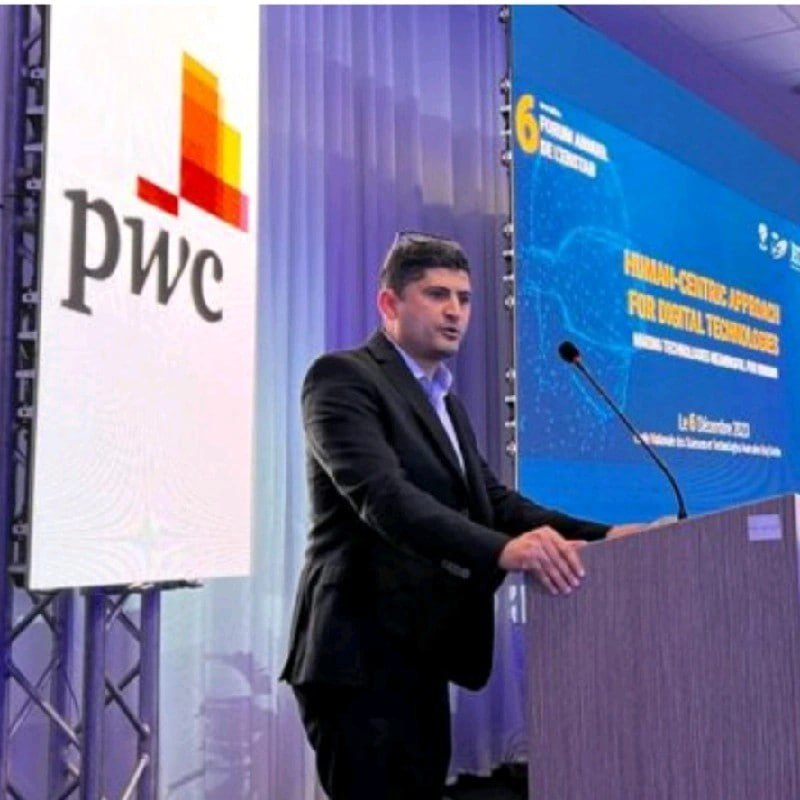 professor profile picture