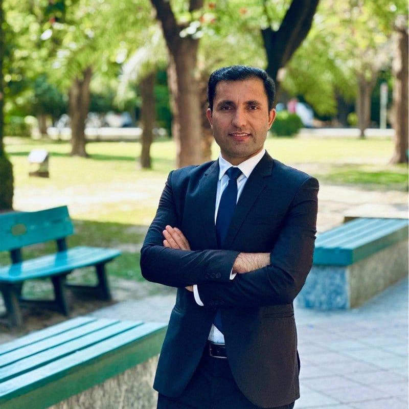 professor profile picture