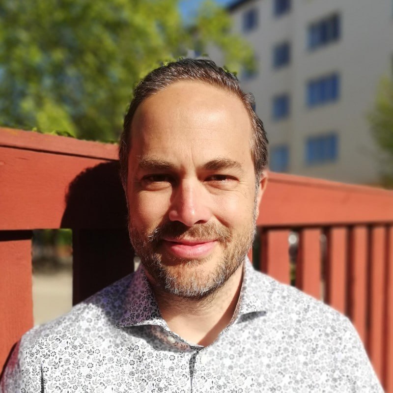 professor profile picture